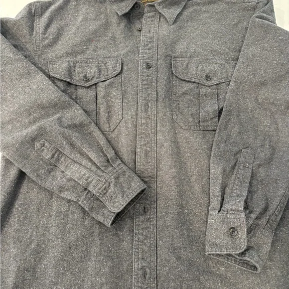 Filson Men's Alaskan Guide Shirt Size Large NWOT - Gray - Picture 2 of 4